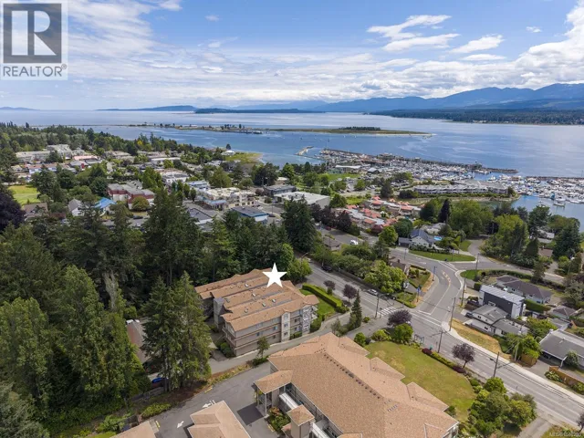 304 1860 Comox Ave, Comox, British Columbia V9M3M7