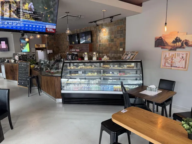 999 GRANVILLE STREET, Vancouver, British Columbia V6Z2A8