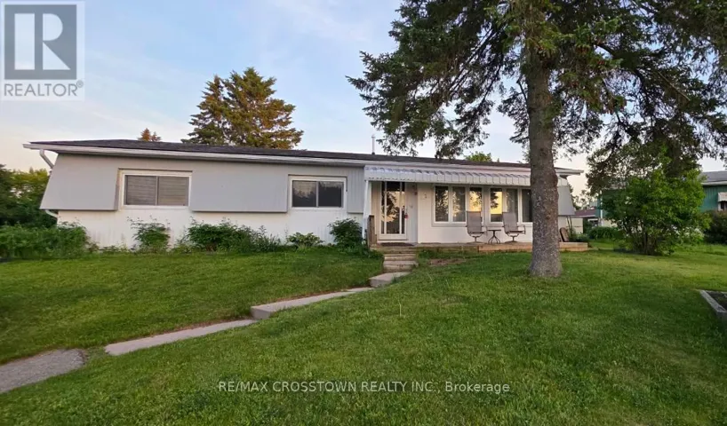 3 FAIRBIRCH COURT, Innisfil, Ontario L9S1R2