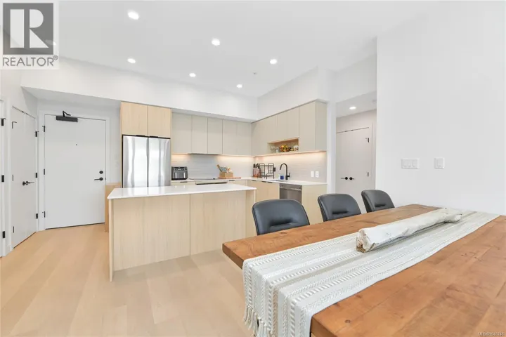 412 3564B RYDER HESJEDAL Way, Colwood, British Columbia V9C0V4