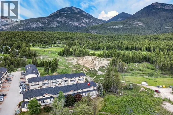 200 BLACK FOREST Trail Unit# 702, Invermere, British Columbia V0A1K7