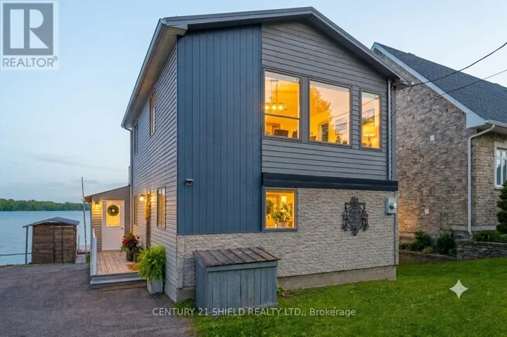 18438 COUNTY RD 2 ROAD, South Glengarry, Ontario K6H5R1