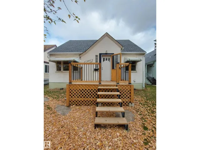 11446 79 AV NW, Edmonton, Alberta T6G0P6