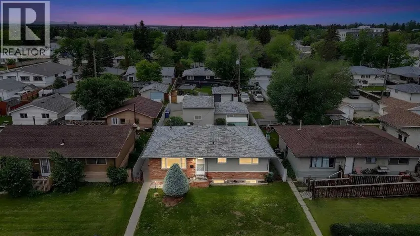 7435 25 Street SE, Calgary, Alberta T2C1A3