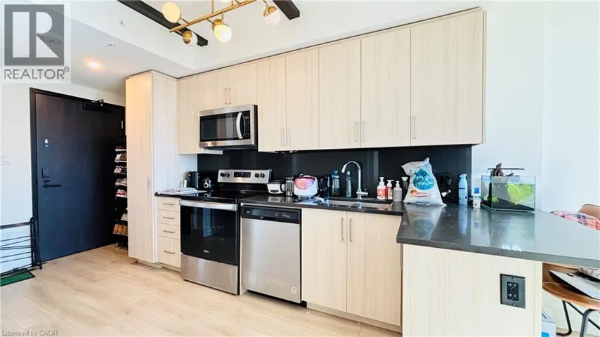 145 COLUMBIA Street W Unit# 1536, Waterloo, Ontario N2L0K7