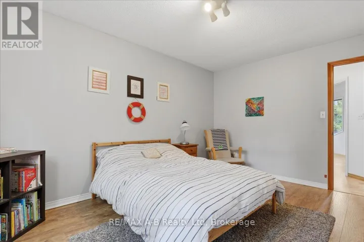 780