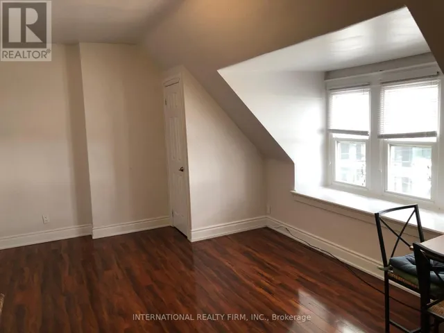 1A - 197 DUNDAS STREET E, Toronto (Moss Park), Ontario M5A1Z4