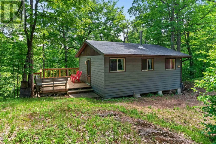 655 FARREN LAKE #12A LANE, Tay Valley, Ontario K0H2B0
