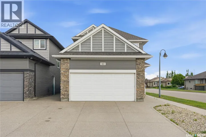 302 Dickson CRESCENT, Saskatoon, Saskatchewan S7T0T8