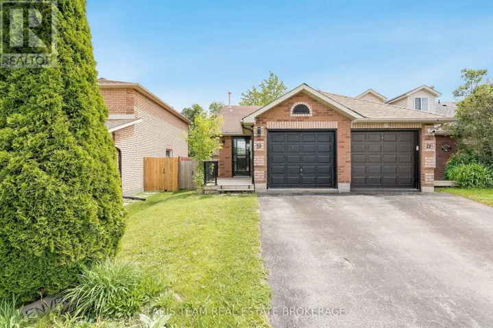 19 SEYMOUR CRESCENT, Barrie (Holly), Ontario L4N8N4
