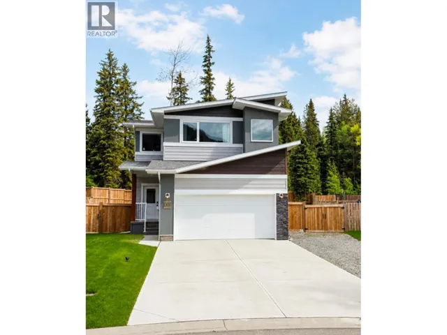 1307 Cherrywood Boulevard, Sparwood, British Columbia V0B2G2