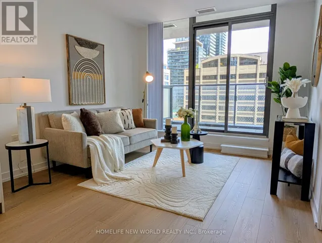 602 - 11 WELLESLEY STREET W, Toronto (Bay Street Corridor), Ontario M4Y0G4