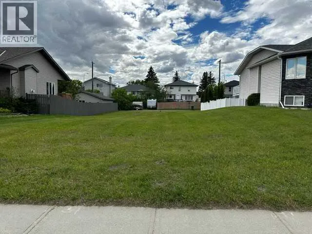 336 Parkview Estates, Strathmore, Alberta T1P1K8