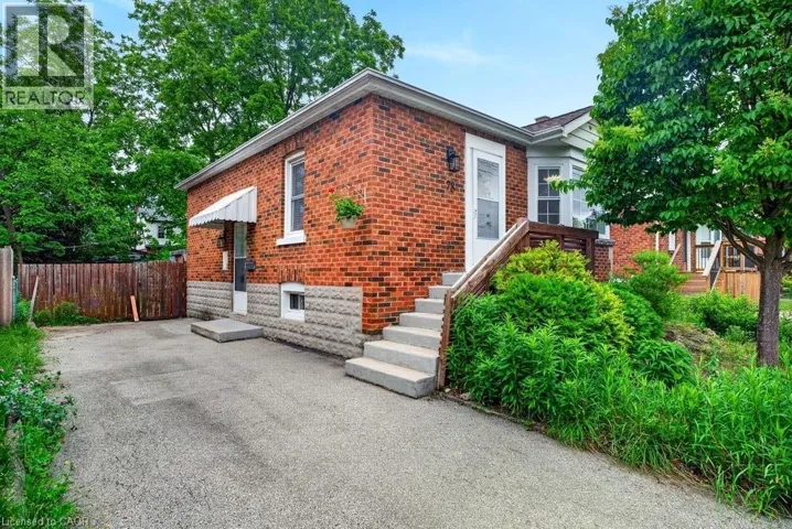 78 EAST 14TH Street, Hamilton, Ontario L9A4B5