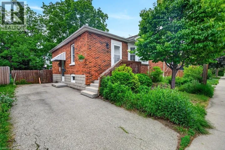78 EAST 14TH Street, Hamilton, Ontario L9A4B5