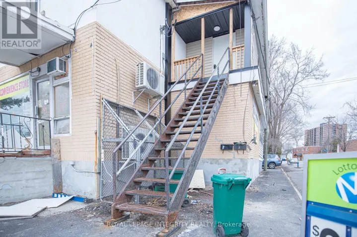 345 RICHELIEU AVENUE, Ottawa, Ontario K1L6J7
