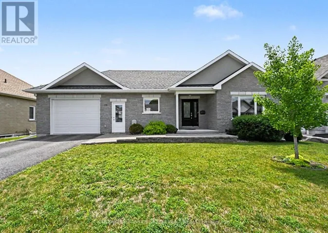 112 MAC CAMPBELL DRIVE, Perth, Ontario K7H0A3