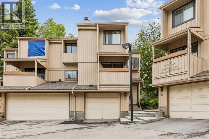 24, 235 Berwick Drive NW, Calgary, Alberta T2P3C1