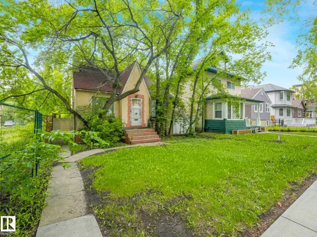 10828 83 AV NW, Edmonton, Alberta T6E2E7