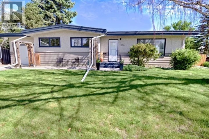 1306 29 Street S, Lethbridge, Alberta T1K2X3