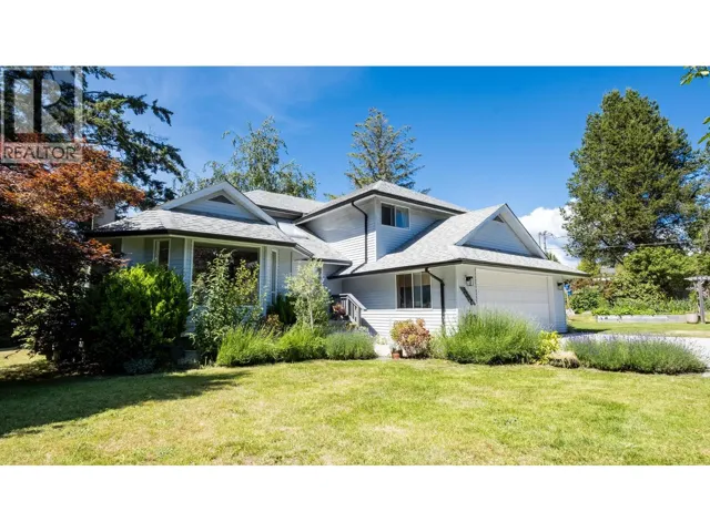 5555 WINTER ROAD, Sechelt, British Columbia V7Z0M5