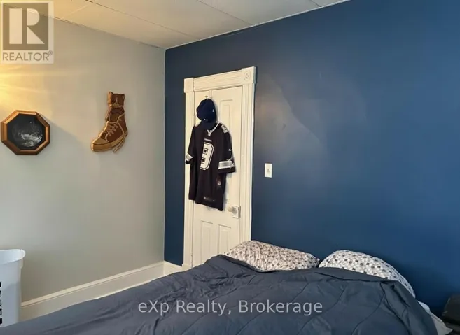 780