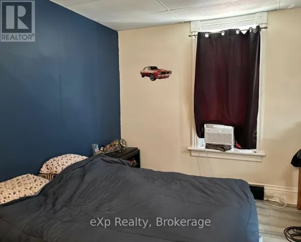 780