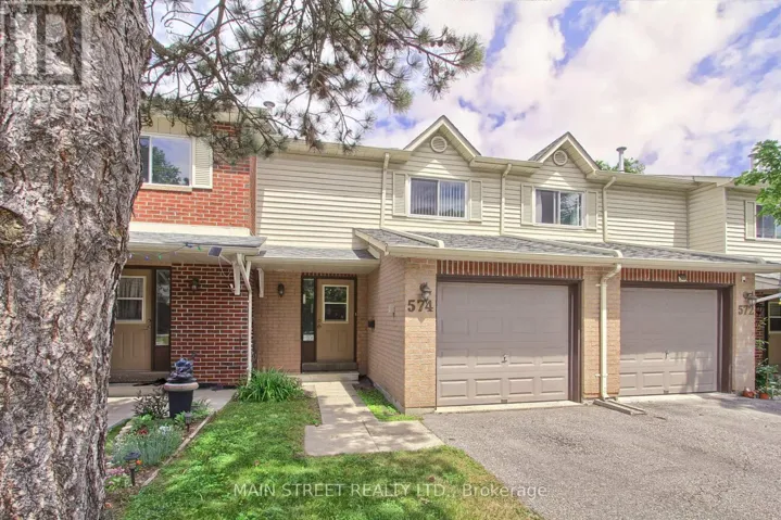 43 - 574 JACK GILES CIRCLE, Newmarket (Summerhill Estates), Ontario L3X1X9