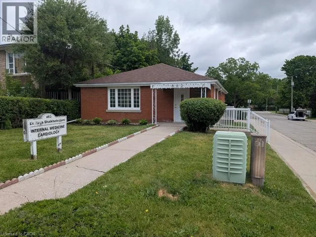 663 CORONATION Boulevard, Cambridge, Ontario N1R3G4
