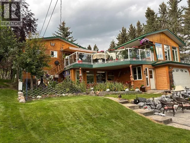 203 2 Street NE, Sundre, Alberta T0M1X0