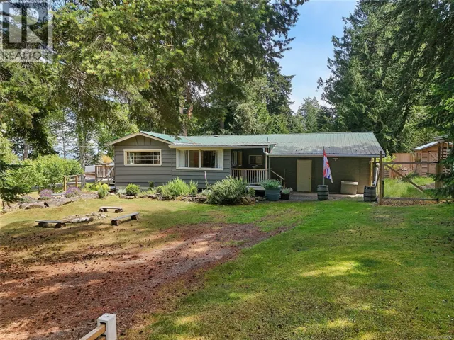 222 Skana Gate Rd, Mayne Island, British Columbia V0N2J1