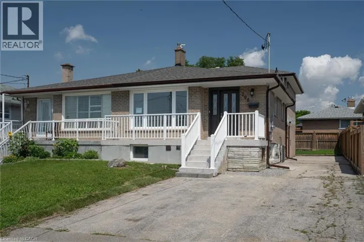 208 GILTSPUR Drive, Toronto, Ontario M3L1N5