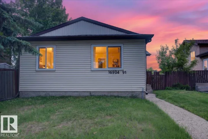 16904 91 ST NW, Edmonton, Alberta T5Z1W6