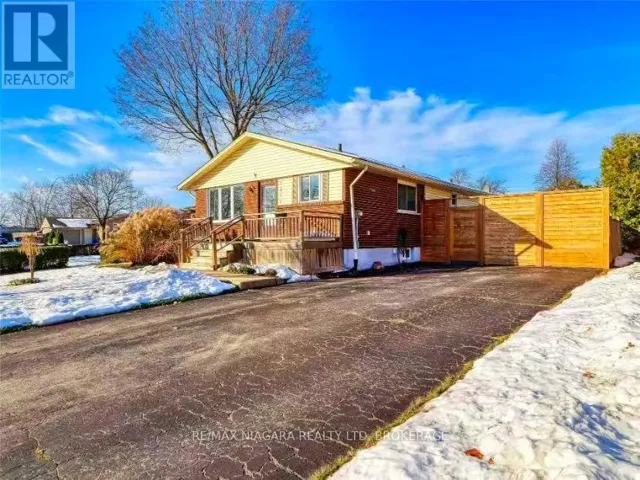 7371 NORTH DORSET PLACE, Niagara Falls (Casey), Ontario L2J3T3