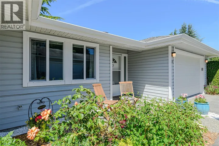 15 3966 Cedar Hill Cross Rd, Saanich, British Columbia V8P4R5