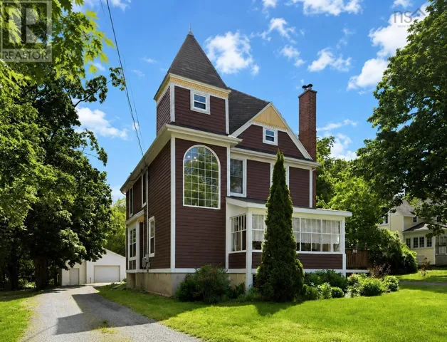260 Commercial Street, Berwick, Nova Scotia B0P1E0