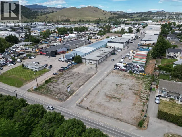 880 Leathead Road, Kelowna, British Columbia V1X2J8