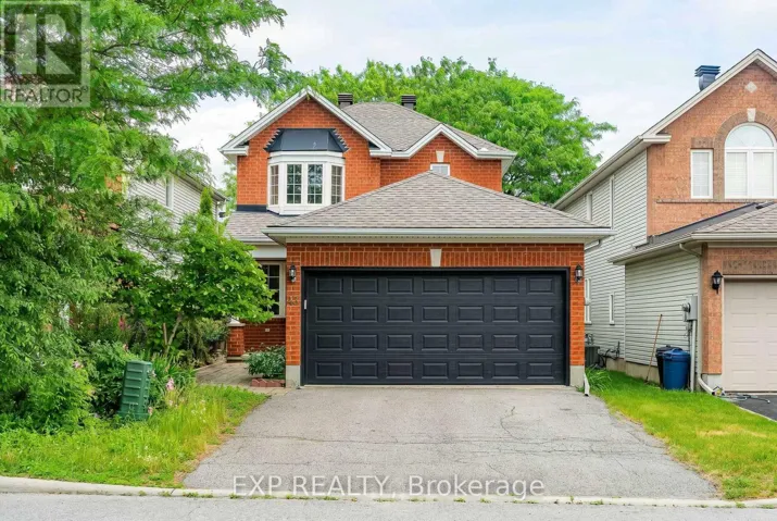 43 TRUMP AVENUE, Ottawa, Ontario K2C4A4