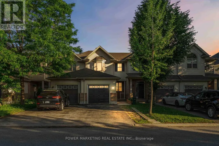 326 APPLECROSS CRESCENT, Ottawa, Ontario K2K0C4