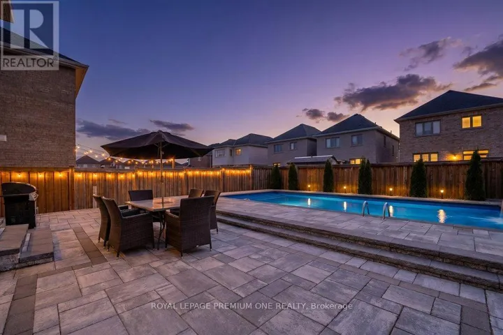 31 PRADY LANE, New Tecumseth (Tottenham), Ontario L0G1W0