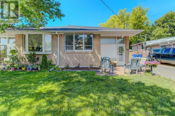 116 LONGFORD DRIVE, Newmarket (Bristol-London), Ontario L3Y2Y5