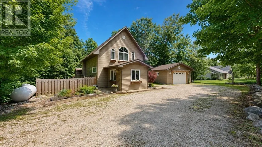 57 Moggy, Assiginack, Manitoulin Island, Ontario P0P1N0