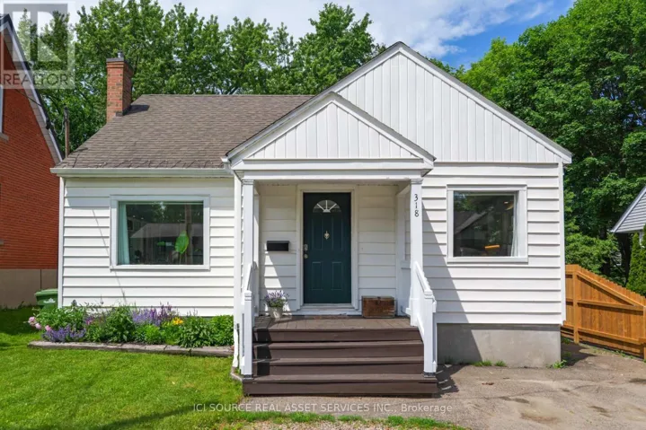 318 CECELIA STREET, Pembroke, Ontario K8A1S3
