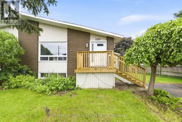 1259 MARENGER STREET, Ottawa, Ontario K1C1S1