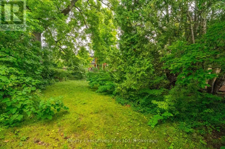 59 HEARN AVENUE, Guelph (Junction/Onward Willow), Ontario N1H5Y6