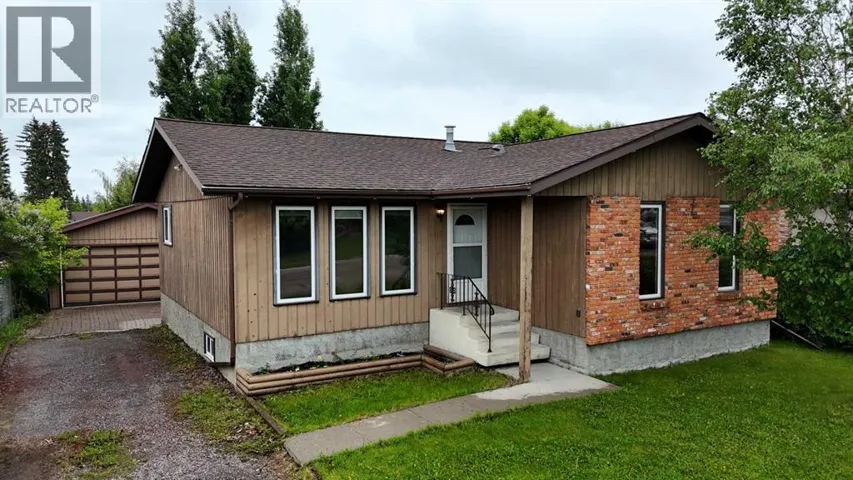 5415 15 Avenue, Edson, Alberta T7E1H3