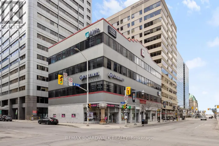 3 - 102 BANK STREET, Ottawa, Ontario K1P5N4