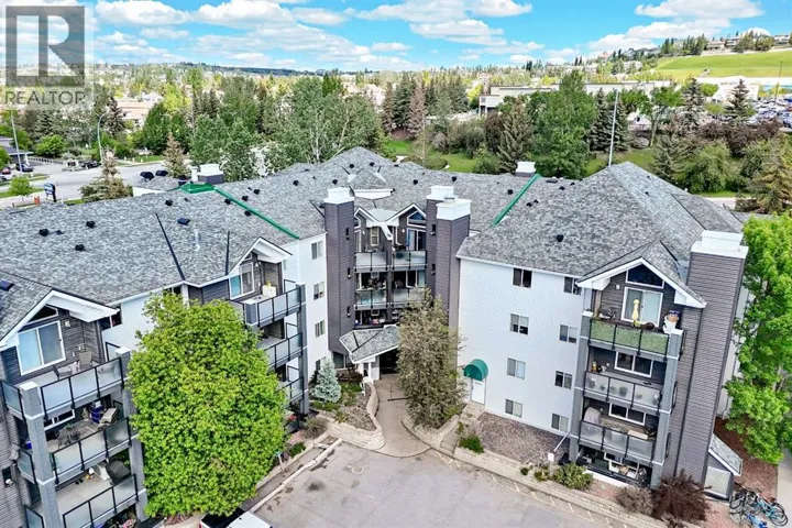 114, 10 Sierra Morena Mews SW, Calgary, Alberta T3H3K5