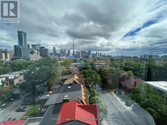 702 - 203 COLLEGE STREET, Toronto (Kensington-Chinatown), Ontario M5T1P9