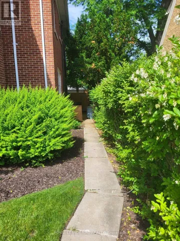 BASEMENT - 1 WYCHWOOD ROAD, St. Catharines (Old Glenridge), Ontario L2R3R8